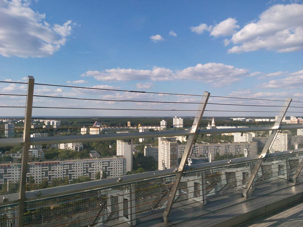 Вид с обзорной площадки Национальной библиотеки в Минске